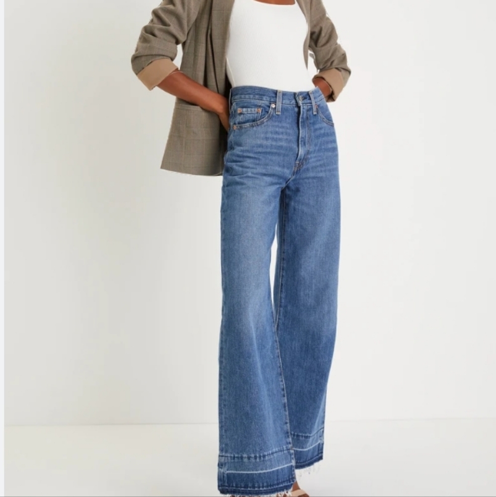 Levi's Ribcage Wide Leg Jeans